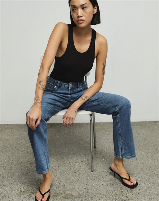 Lulu Split Wash Vigo Jeans